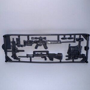 Chap Mei Soldier Force WEAPONS Replacement Parts Lot of 8 on Plastic Tree